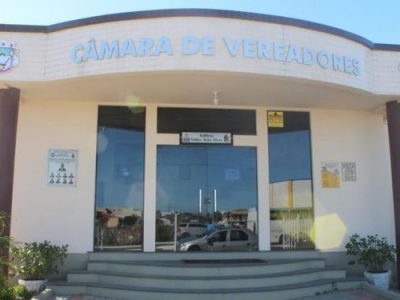 Vereadores apresentam reforma no plenário da Câmara de Balneário Arroio do Silva (VÍDEO)