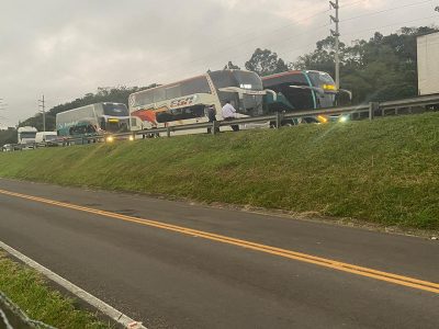 Atenção usuários: empresas de ônibus cancelam viagens intermunicipais por causa dos bloqueios