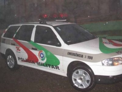 Veículo é roubado durante assalto a mão armada no Morro dos Conventos