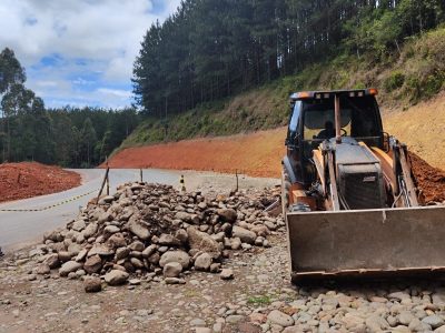 Tráfego de veículos na Serra do Corvo Branco será bloqueado neste sábado