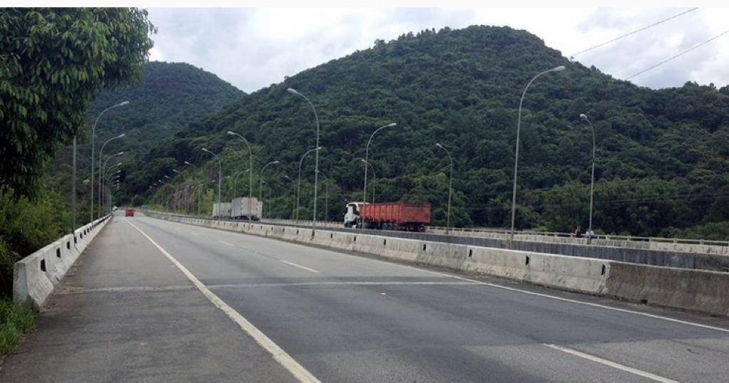 Liberado o tráfego para veículos leves na BR-280, na Serra de Corupá (SC) -  Estradas