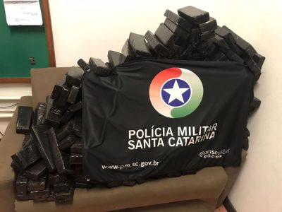 Polícias Militar e Rodoviária Federal prendem homem com mais de 180 quilos de maconha na divisa de SC e RS
