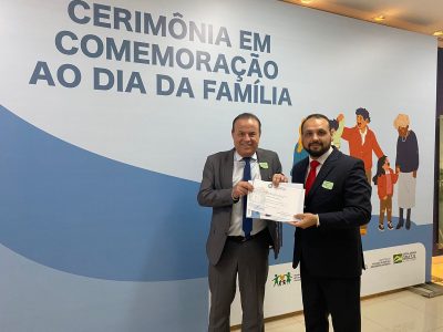 Forquilhinha recebe Selo Município Amigo da Família em Brasília