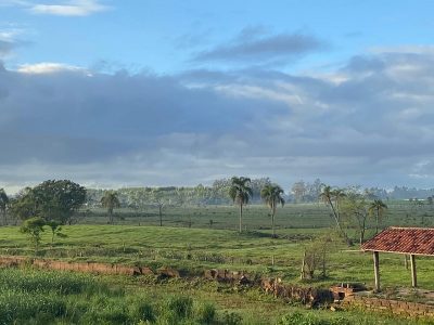 Sol com presença de nuvens nesta segunda-feira