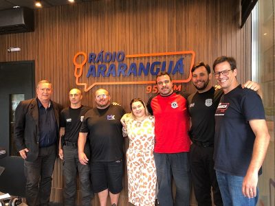 Emocionante: jovem resgatada na BR e levada de helicóptero para cirurgia, reencontra equipe do Saer e da Rádio Araranguá