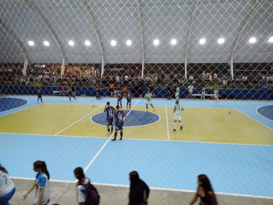 Dois jogos movimentam o Regional de Futsal do Arroio na noite de hoje