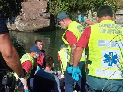 Homem morre afogado após bater a cabeça em pedra de rio
