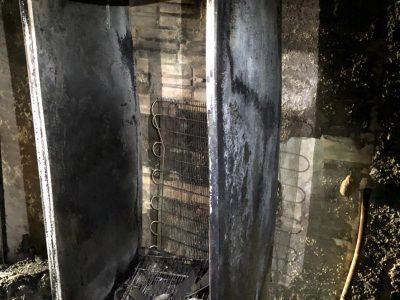 Com ajuda de populares, Bombeiros evitam que residência seja consumida pelo fogo