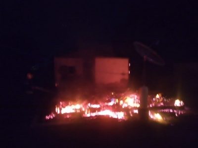 Incêndio consome casa no interior de Araranguá