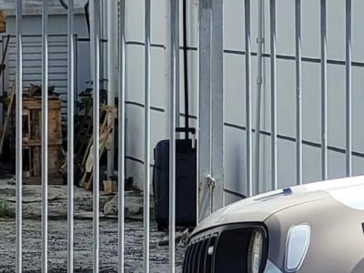 Bope da capital é acionado para verificar mala suspeita ao lado do Banco do Brasil, em Araranguá