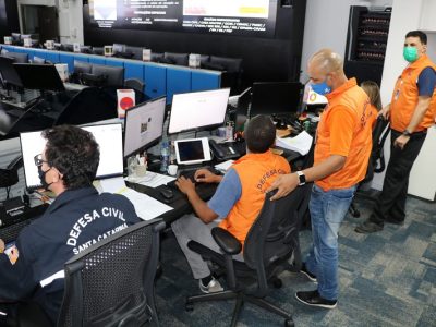 Defesa Civil alerta: frente fria e Ciclone Extratropical provocam temporais, ventos fortes e mar agitado (ÁUDIO)