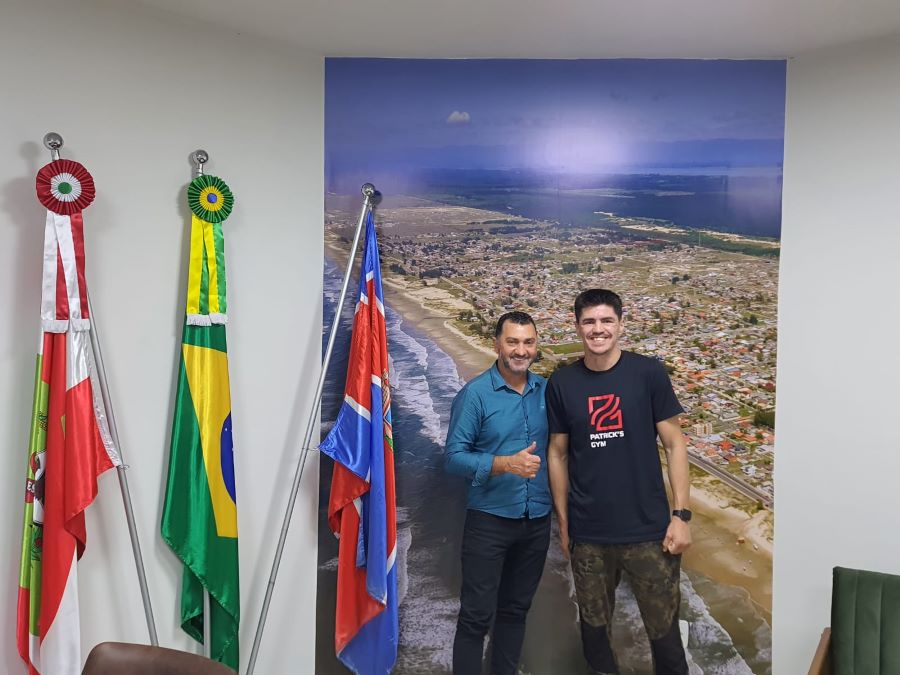 Campeão mundial de boxe Patrick Allen Teixeira abre Academia em Balneário Gaivota