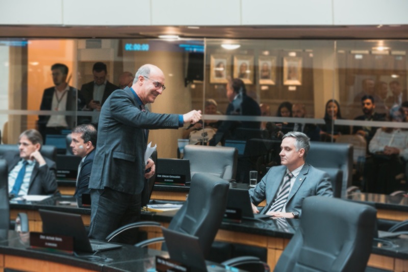 Lei de apoio às Cooperativas e Concessionárias de Energia é sancionada para fortalecer o setor em Santa Catarina
