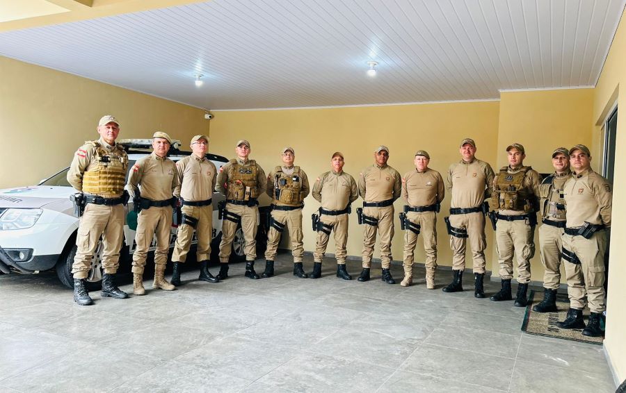 Comandante-geral da PM de Santa Catarina visita unidade militar em Balneário Arroio do Silva
