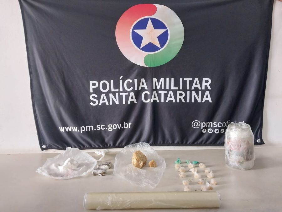 Polícia Militar prende envolvido com o tráfico de drogas em Passo de Torres