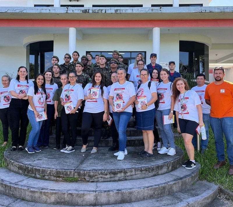 Município de Santa Rosa do Sul mobiliza esforços contra a Dengue: autoridades e Exército unem-se em ação de conscientização
