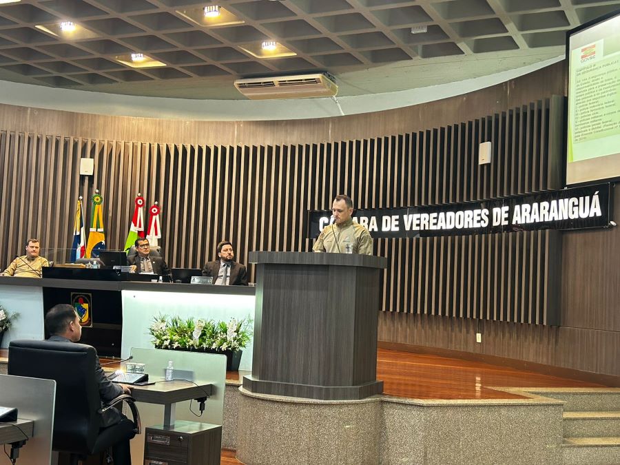 PM apresenta dados estatísticos sobre a segurança na Amesc em sessão da Câmara de Vereadores de Araranguá