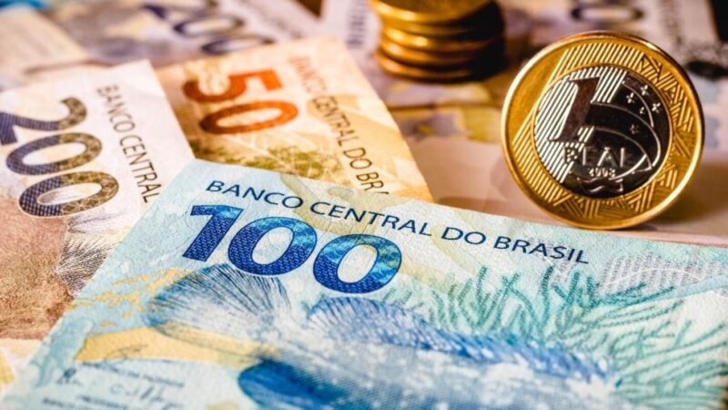 Brasileiros ainda não sacaram R$ 8,02 bilhões de valores a receber