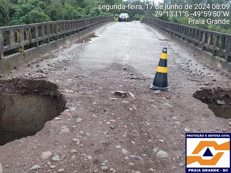 Praia Grande tem cinco comunidades isoladas: cidade foi a que recebeu maior volume de chuva nas últimas 24h no Estado