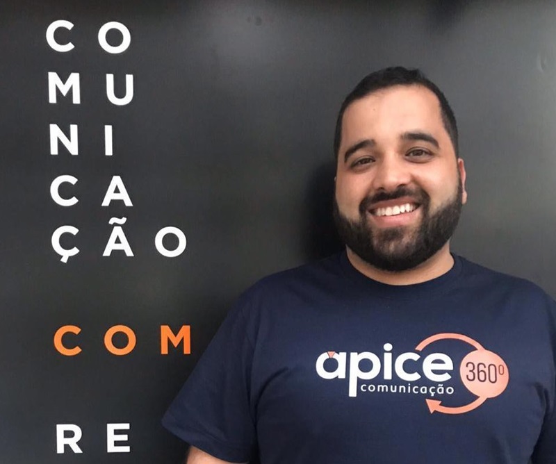 De jornalista a publicitário: conheça a história de sucesso de Lucas Borges, sócio proprietário da Ápice Comunicação