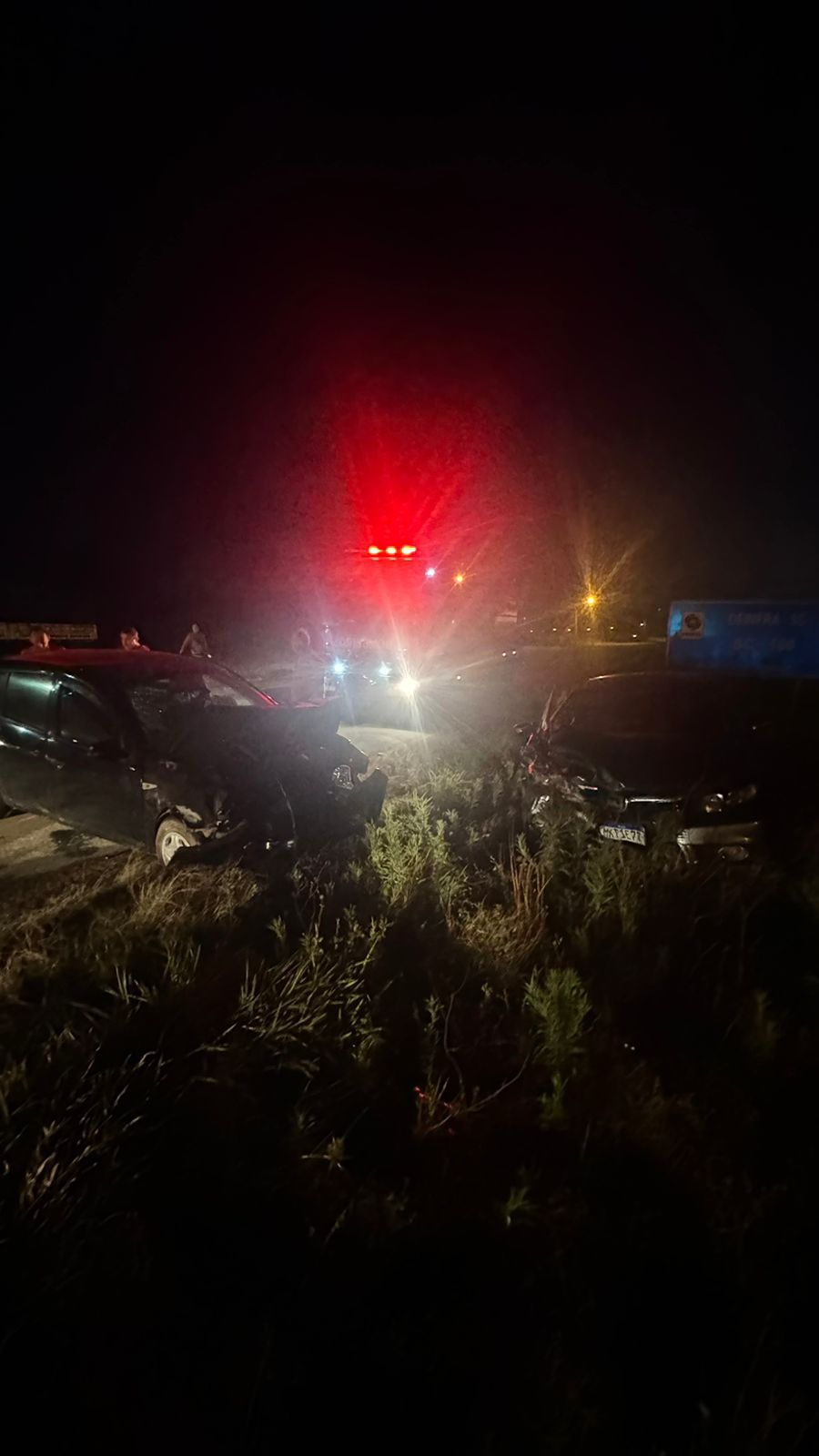 Colisão frontal deixa seis feridos na rodovia SC-108 em Meleiro