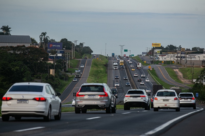ViaCosteira estima mais de 635 mil veículos no Feriado do Trabalhador