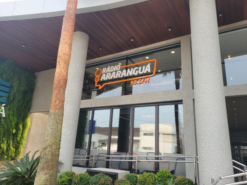 Acompanhe com a Rádio Araranguá o primeiro turno das eleições 2026