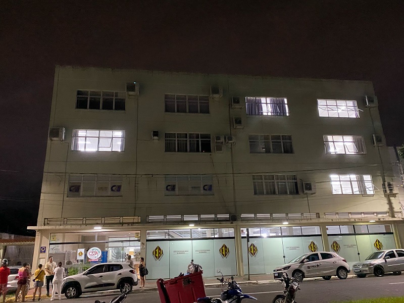 Resposta rápida: PM de Araranguá detém aluno que estaria armado e com duas professoras como reféns