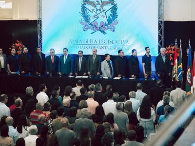 Hospital Nossa Senhora de Fátima recebe homenagem durante celebração dos 75 anos da Paróquia São Sebastião