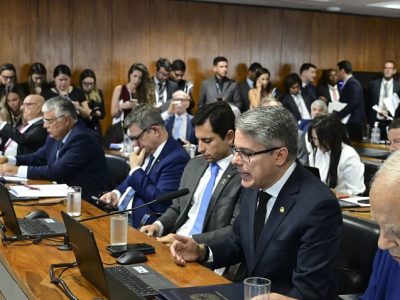 CCJ do Senado rejeita PEC da Blindagem por unanimidade