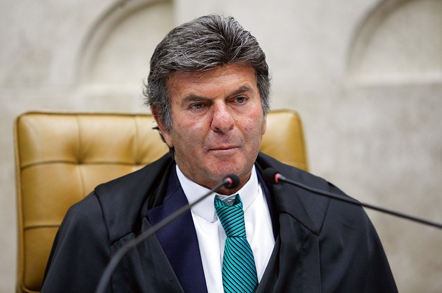 Fux vota para anular ação penal sobre golpe por cerceamento de defesa
