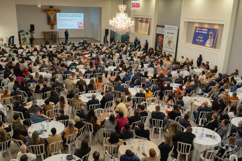 Evento do Sicoob Credisulca reúne mais de 700 associados em Araranguá