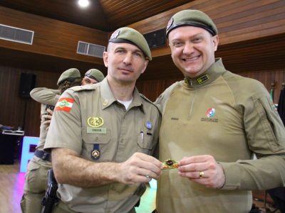 Subcomandante do 19º BPM conclui curso de instrutores do PROERD