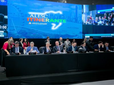 CCJ aprova veto a condenados por crimes sexuais em cargos públicos