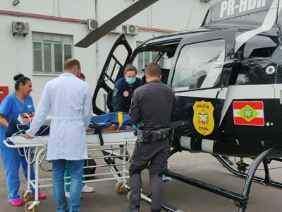 Homem que sofreu infarto em Turvo é transferido pelo serviço aeromédico para Criciúma