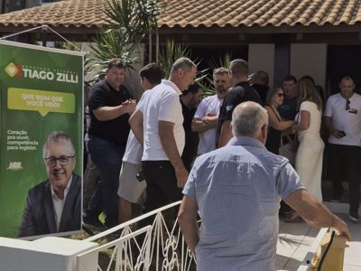Deputado Tiago Zilli inaugura Escritório de Apoio à Atividade Parlamentar em Araranguá e fala sobre as eleições deste ano (VÍDEO)