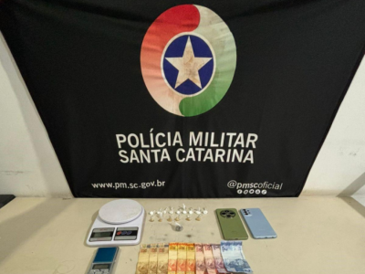 PM prende homem que agrediu mulher com pedaço de madeira na Sanga da Toca e trio acusado de tráfico de drogas em Passo de Torres