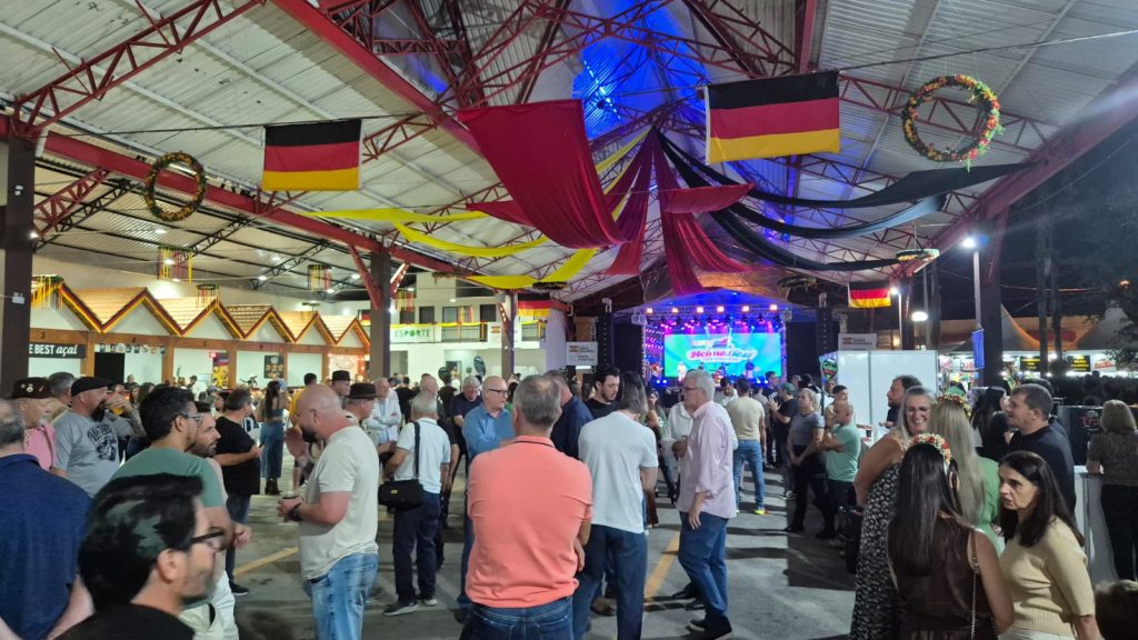 Heimatfest 2026 inicia em Forquilhinha com quatro dias de festa, cultura alemã e celebração dos 37 anos do município (VÍDEO)