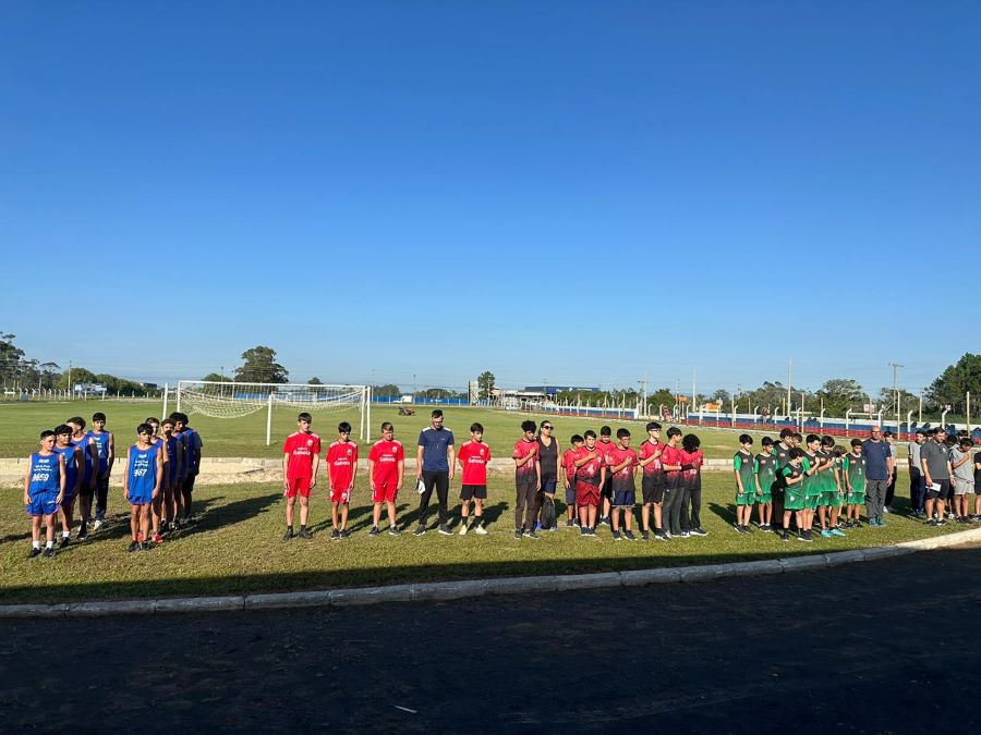 Com provas de Atletismo, Jogos Escolares de Balneário Gaivota iniciam em alto nível
