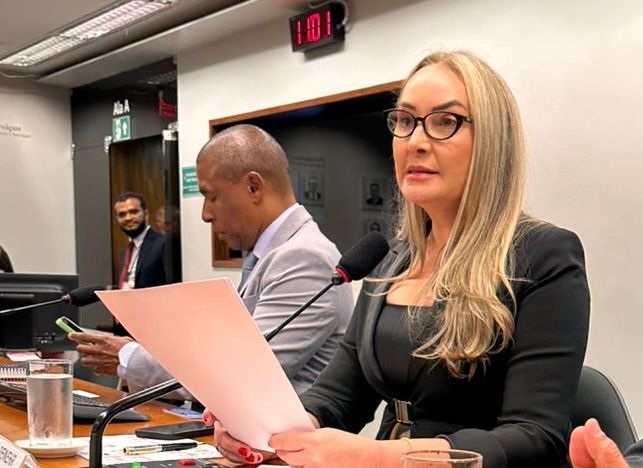 Deputada Daniela anuncia o pagamento de R$ 7 milhões para a saúde de 24 municípios catarinenses