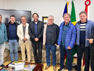 Prefeitos e lideranças do MDB consolidam apoio a Tiago Zilli e definem Cesar Cesa como coordenador regional