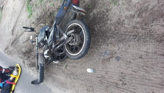 Queda provoca ferimentos graves em motociclista no Mato Alto