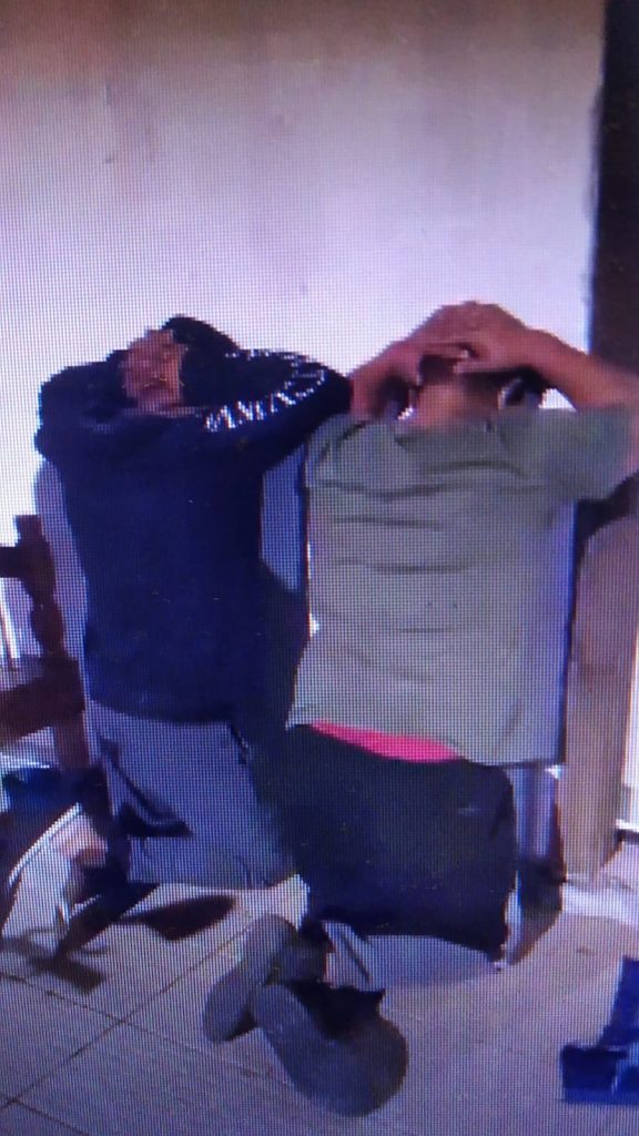 Dupla de criminosos que espancou menino na Vila Samaria em Araranguá é presa no interior de Sombrio