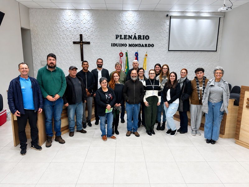 Diagnóstico de plano municipal de turismo é apresentado por professora e alunos do IFC em Timbé do Sul
