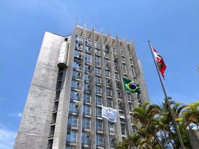 Tribunal de Justiça determina que novas ligações de energia elétrica em Barra Velha dependam de autorização ambiental da FAMA