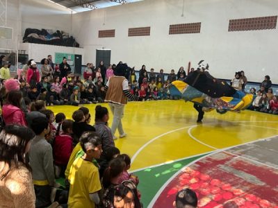 Boi da Fraternidade leva cultura popular para estudantes de Sombrio