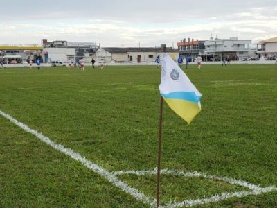 Areias Brancas e Bar do Leandro são finalistas do Municipal de Futebol de Balneário Arroio do Silva