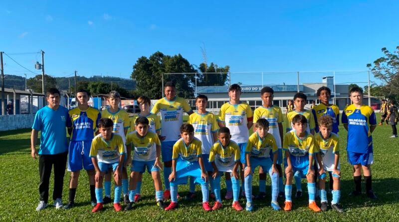 Categorias de base de Balneário Arroio do Silva conquistam vitórias no Campeonato da LAVM