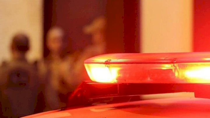 PM prende criminoso com quatro mandados por furto e roubo em Passo de Torres e homem que invadiu residência e ameaçou ex-mulher de morte na Gaivota