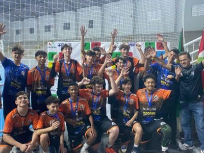 Copa disputada em Cocal do Sul fortalece preparação do handebol de Araranguá